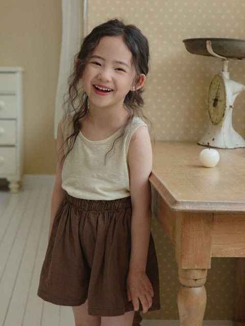 Linen U-Neck Sleeveless Linen U-Neck Sleeveless