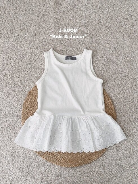 Lace Layered Sleeveless Lace Layered Sleeveless