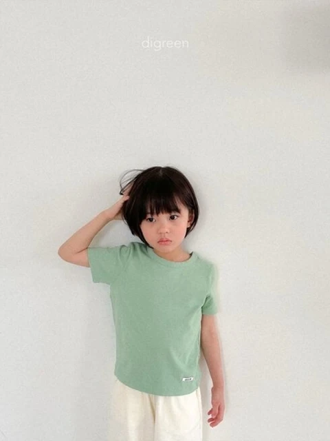 Basic Tee