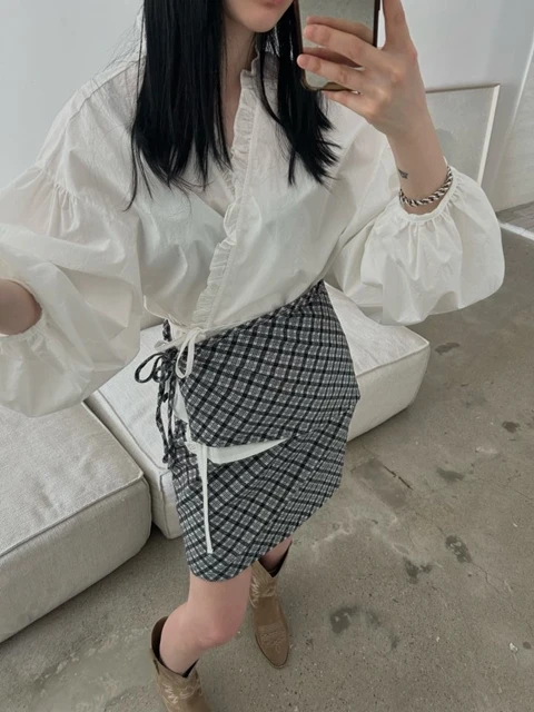 Frill Balloon Wrap Blouse