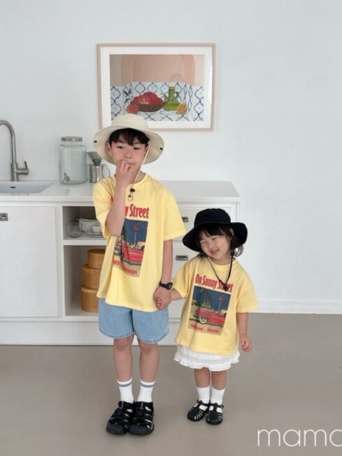 Sunny Street Tee (with Mom) Sunny Street Tee (with Mom)