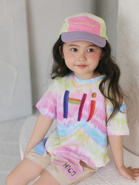 Hello Tee