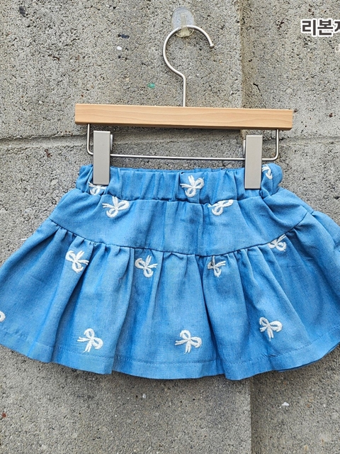 Ribbon Embroidery Denim Skirt Ribbon Embroidery Denim Skirt