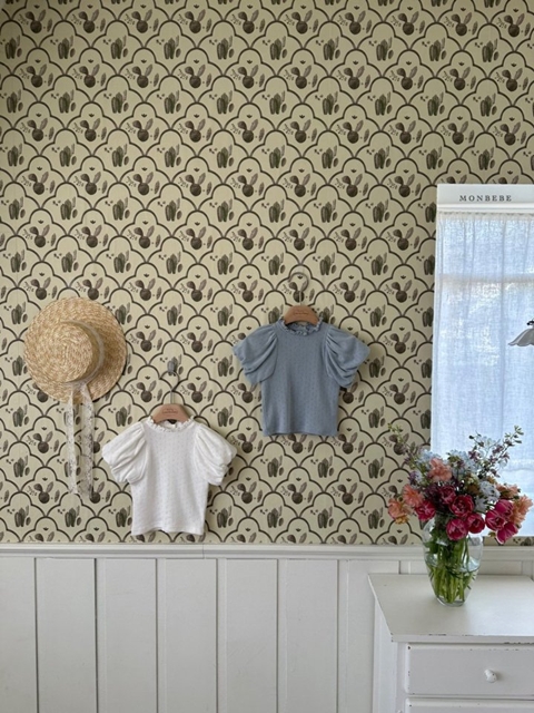 Bly Eyelet Tee