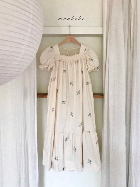 Latte Embroidery Dress (adult)