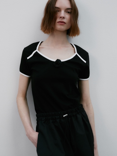 Rose Tee Rose Tee