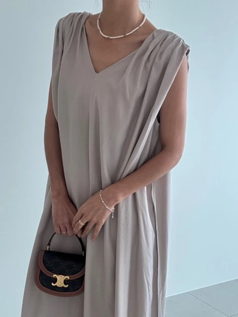 Month Shirring One-piece Month Shirring One-piece