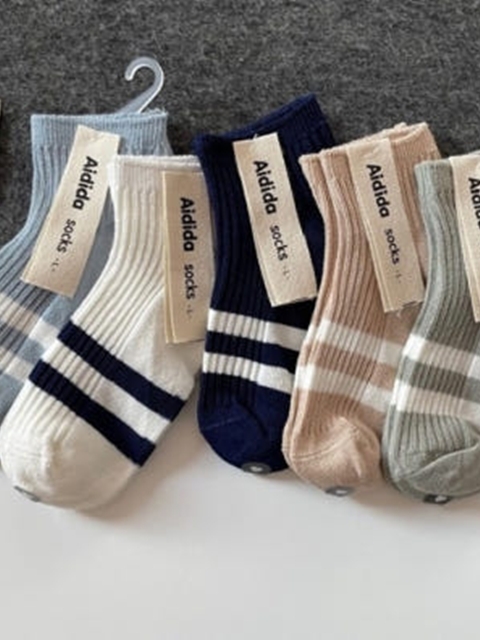 Two-Line Cuffs Socks Set
