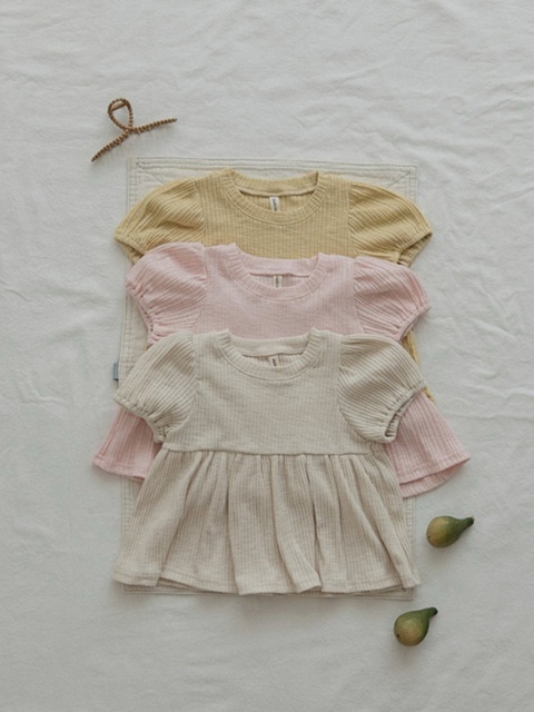 Signature Ribbed Blouse