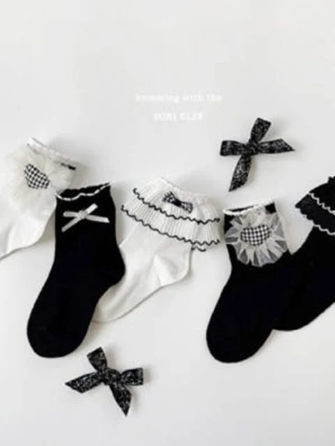Deco Ruffle Socks