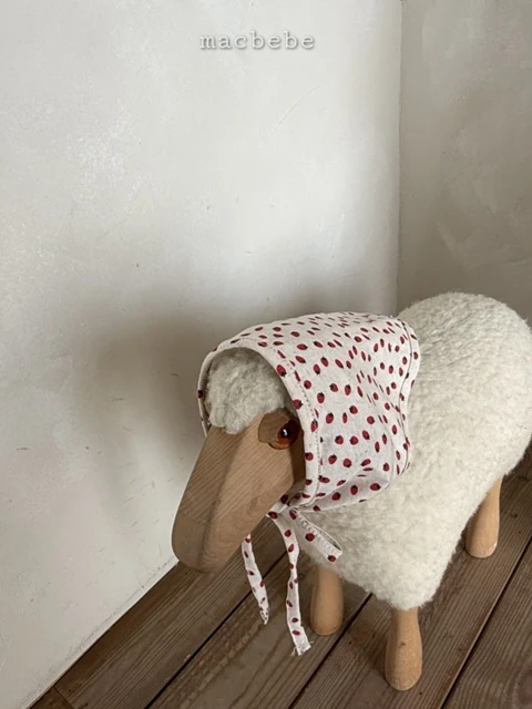 Strawberry Bandana