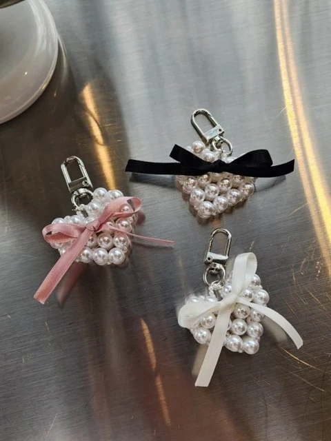Volume Pearl Heart Keyring Volume Pearl Heart Keyring