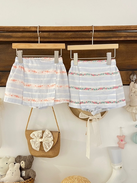 Floral Embroidery Pants Floral Embroidery Pants