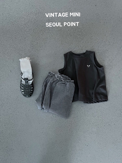 Face Sleeveless