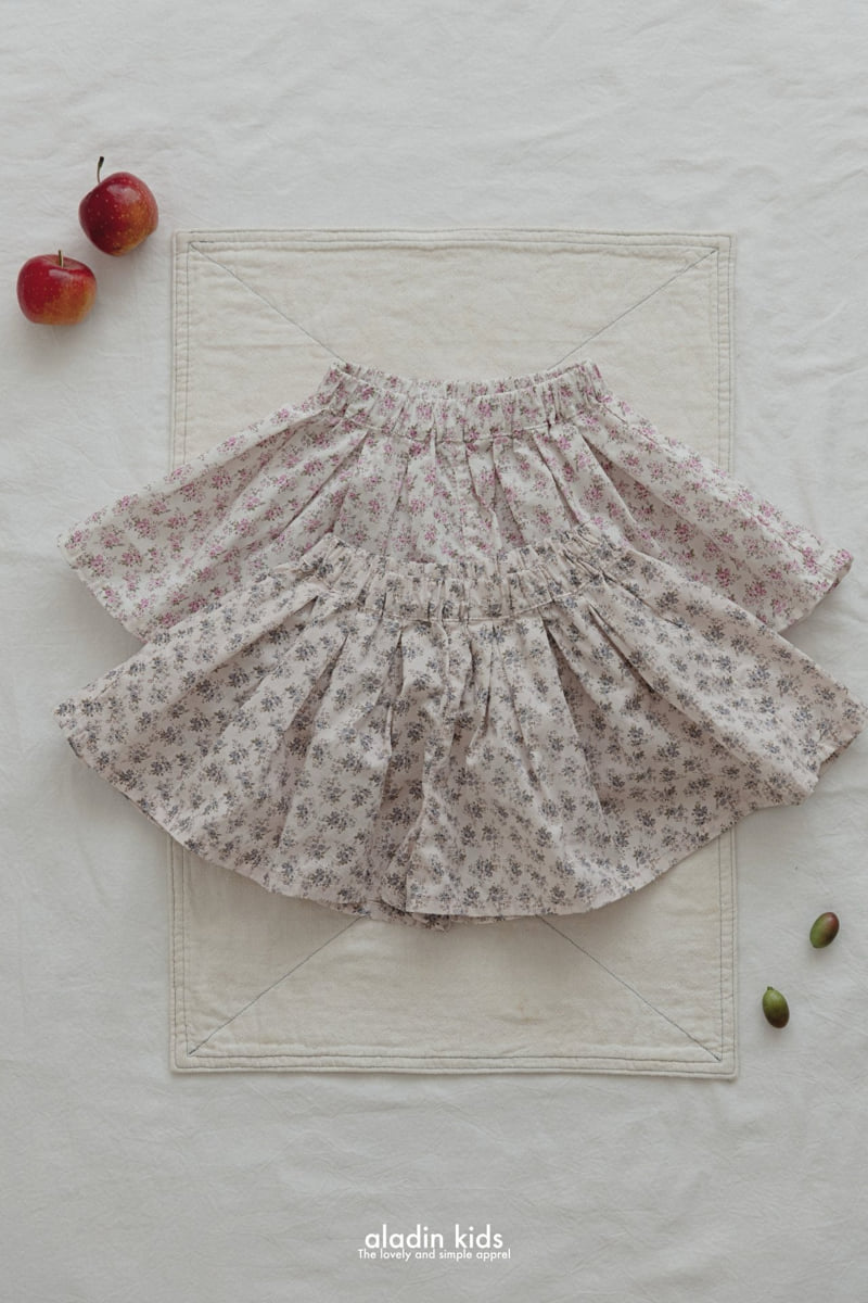 Aladin - Korean Children Fashion - #Kfashion4kids - Flower Pleats Skirt Pants - 3