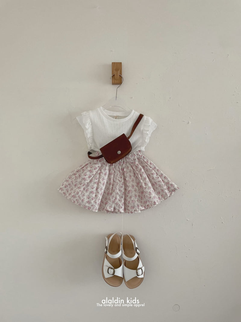 Aladin - Korean Children Fashion - #stylishchildhood - Flower Pleats Skirt Pants - 10