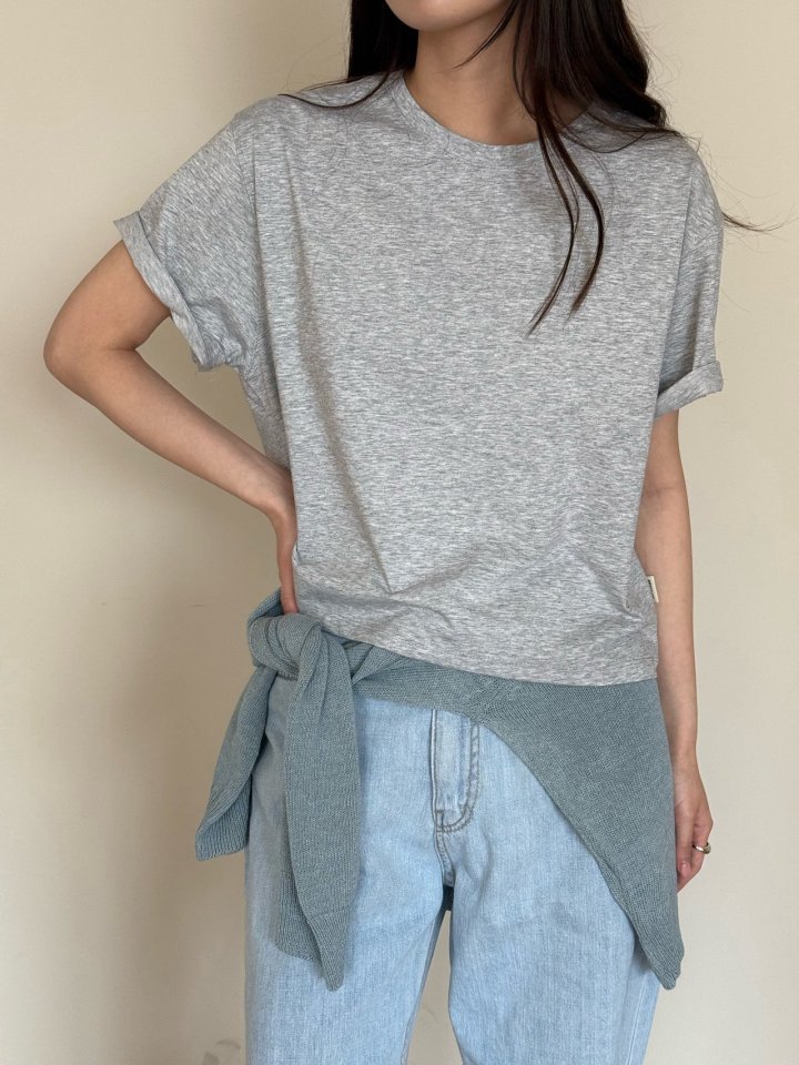 Amygrace - Korean Women Fashion - #womensfashion - Crop Short Sleeved Tee - 8