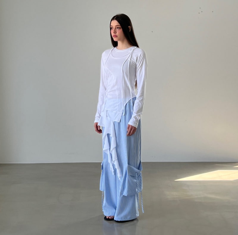 Another Avenue - Korean Women Fashion - #womensfashion - Diagonal Frill Tee - 11