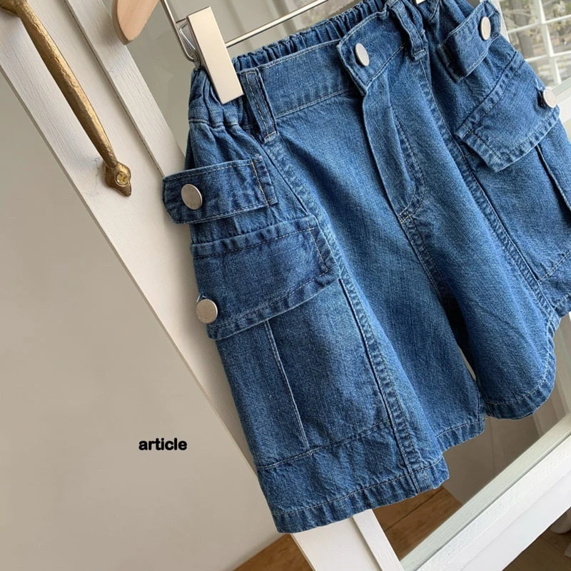 Article - Korean Children Fashion - #prettylittlegirls - Bijo Cargo Bermuda Denim Pants - 4