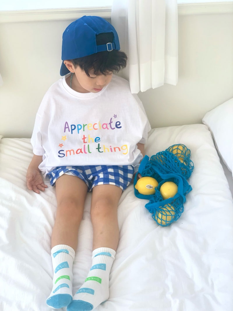 Bailey - Korean Children Fashion - #littlefashionista - Jelly Lettering Tee