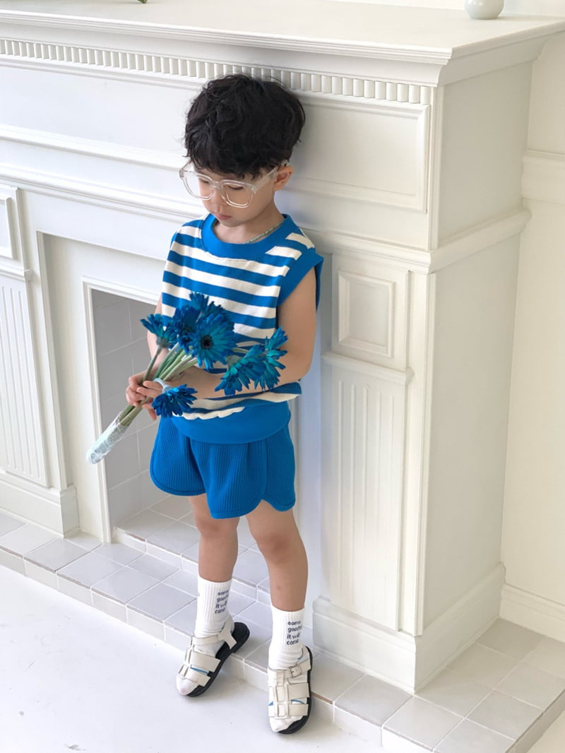 Bailey - Korean Children Fashion - #stylishchildhood - Billy Stripe Sleeveless Sweatshirts