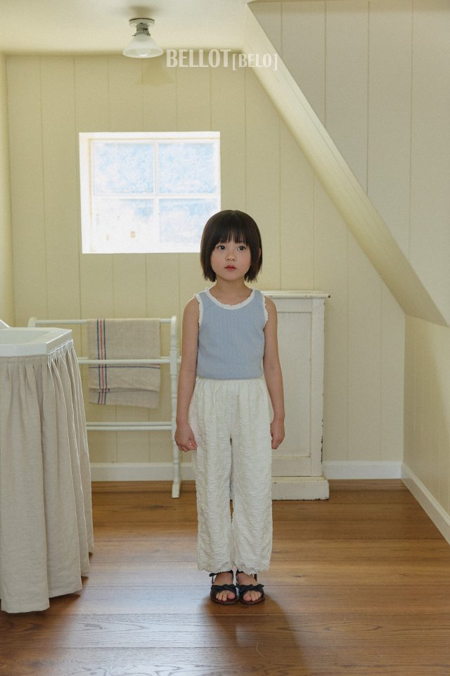 Bellot - Korean Children Fashion - #toddlerclothing - Embossed Flower Pants - 2