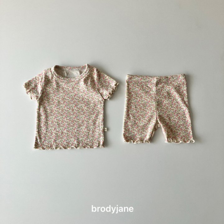 Brody Jane - Korean Baby Fashion - #babyoninstagram - Floral Set-up - 4
