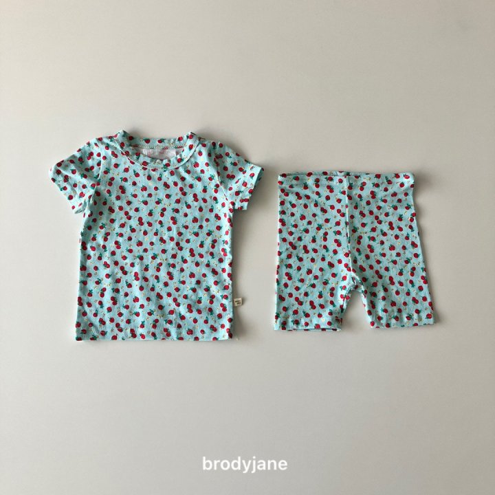 Brody Jane - Korean Baby Fashion - #babyootd - Strawberry Set-up - 2
