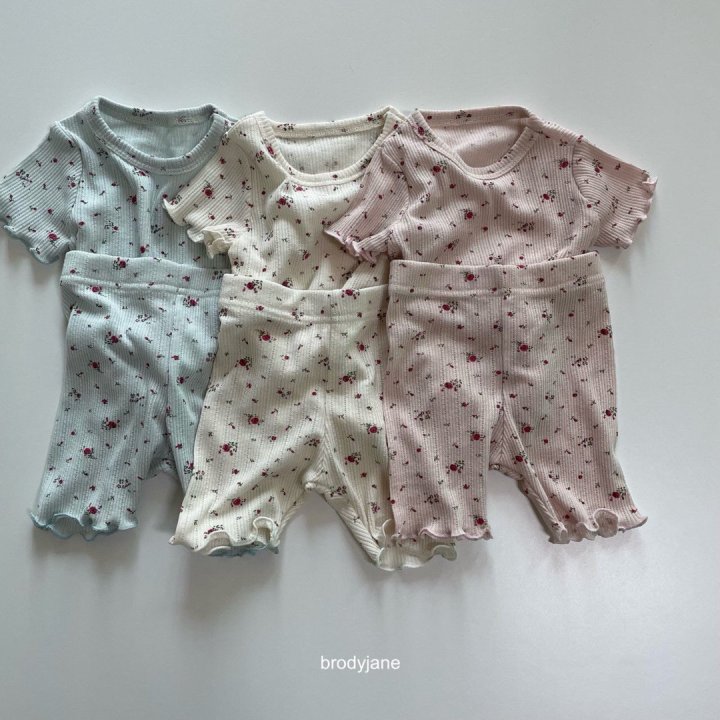 Brody Jane - Korean Baby Fashion - #onlinebabyboutique - Flower Eyelet Frill Short Sleeve Set