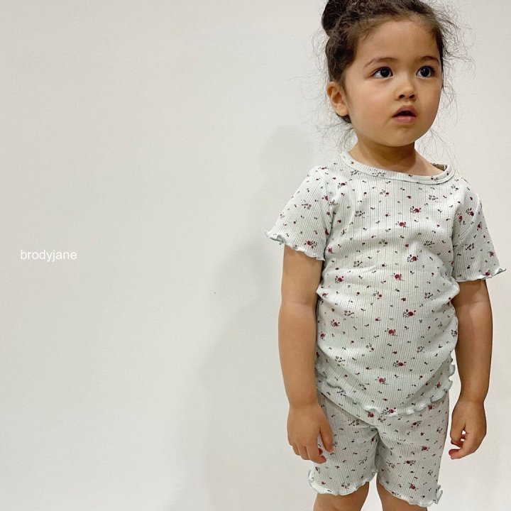 Brody Jane - Korean Baby Fashion - #onlinebabyshop - Flower Eyelet Frill Short Sleeve Set - 2