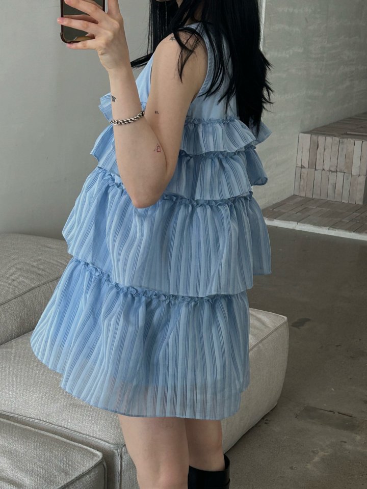 Buckle - Korean Women Fashion - #momslook - Bass Frill One-piece - 2