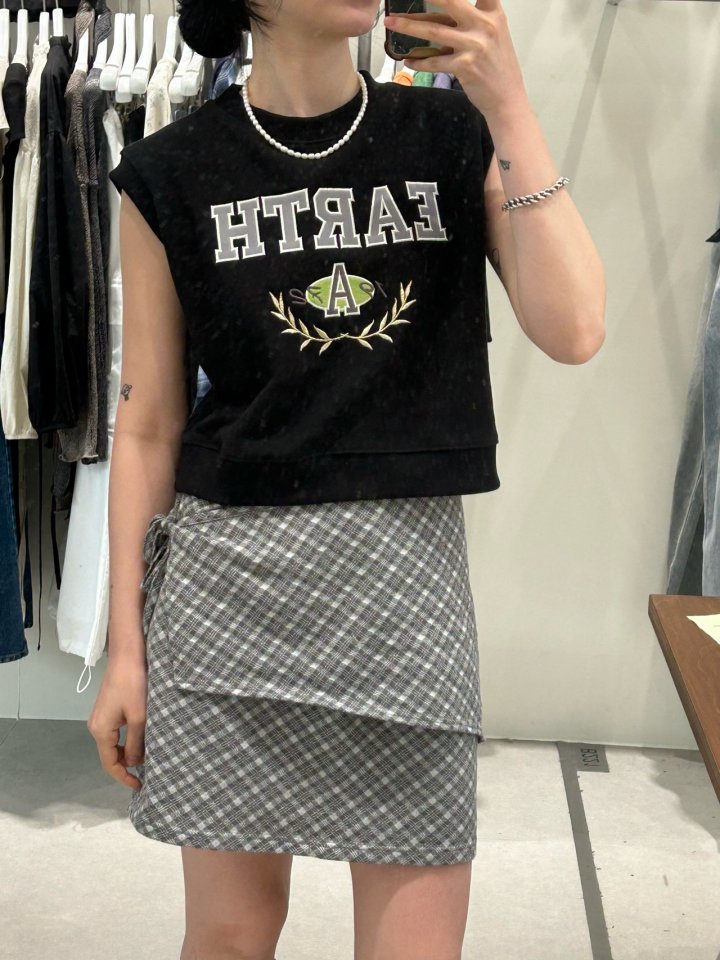 Buckle - Korean Women Fashion - #momslook - AA Vest - 7
