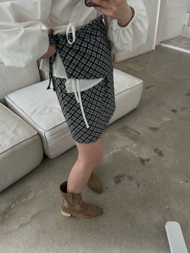 Buckle - Korean Women Fashion - #momslook - Check Wrap Skirt