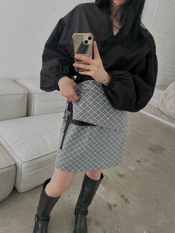 Buckle - Korean Women Fashion - #momslook - Frill Balloon Wrap Blouse - 2