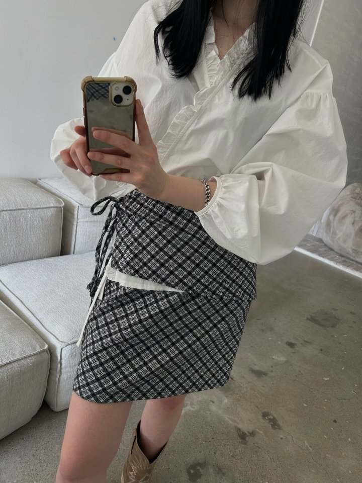Buckle - Korean Women Fashion - #momslook - Frill Balloon Wrap Blouse - 2