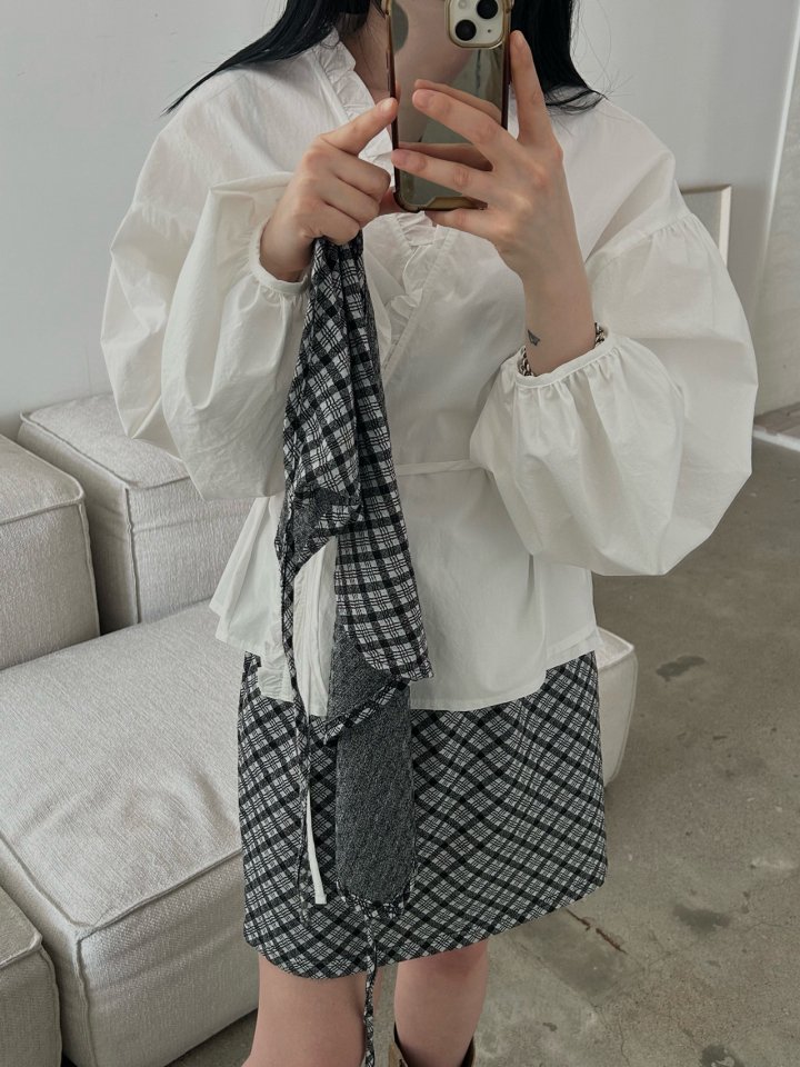 Buckle - Korean Women Fashion - #romanticstyle - Frill Balloon Wrap Blouse - 10