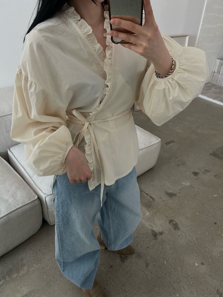 Buckle - Korean Women Fashion - #vintagekidsstyle - Frill Balloon Wrap Blouse - 8