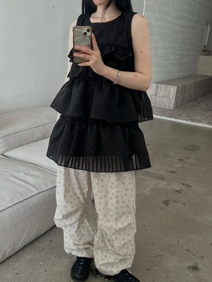 Buckle - Korean Women Fashion - #womensfashion - Butter Flower Pants - 5