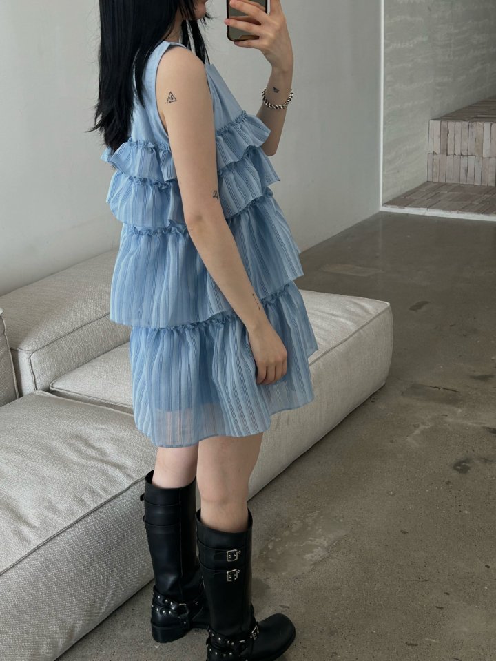 Buckle - Korean Women Fashion - #womensfashion - Bass Frill One-piece - 3