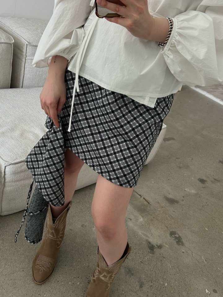 Buckle - Korean Women Fashion - #womensfashion - Check Wrap Skirt - 2