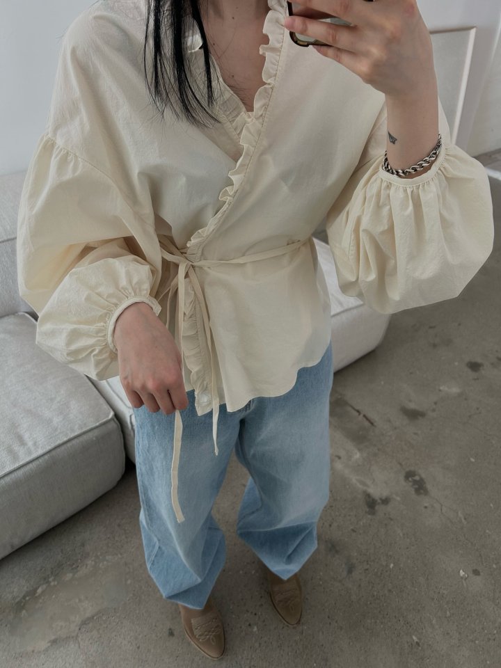 Buckle - Korean Women Fashion - #womensfashion - Frill Balloon Wrap Blouse - 2