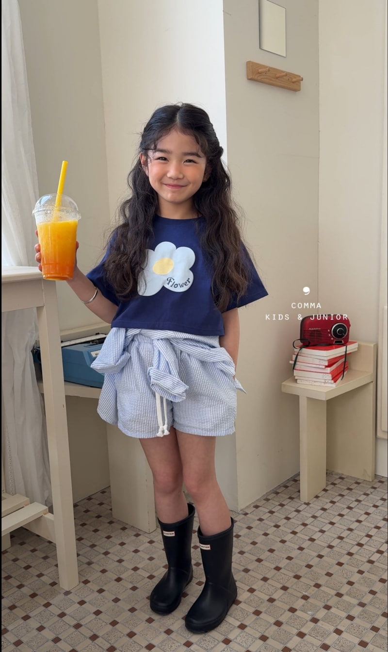 Comma - Korean Children Fashion - #discoveringself - Flower Cropped Tee - 2