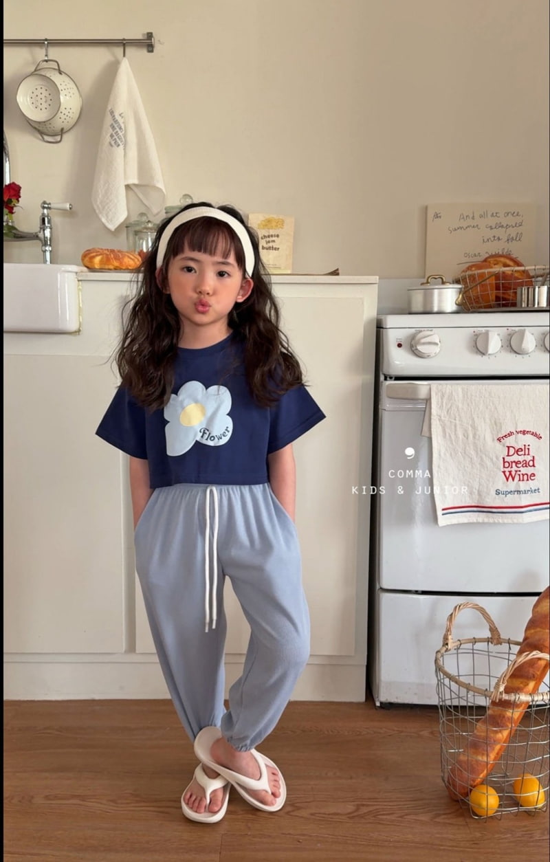 Comma - Korean Children Fashion - #littlefashionista - Flower Cropped Tee - 8