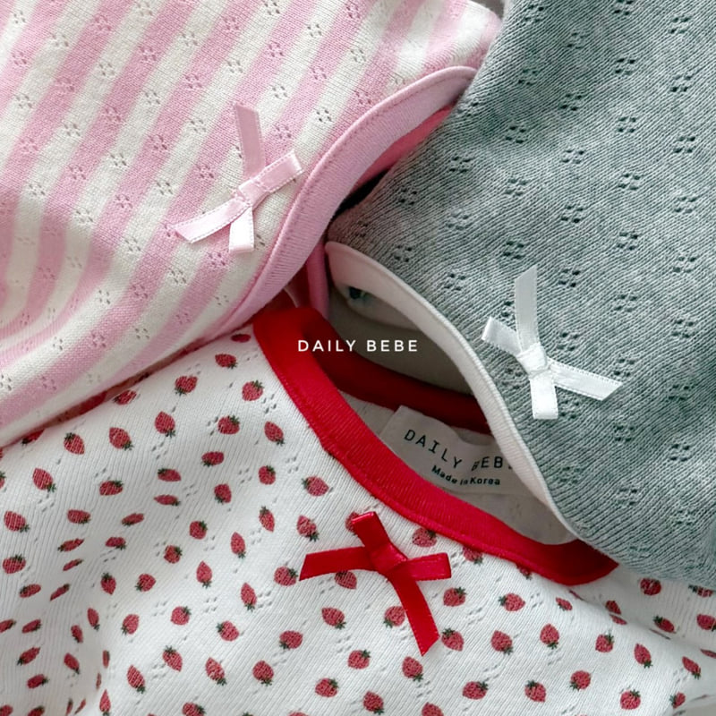 Daily Bebe - Korean Children Fashion - #kidzfashiontrend - Eyelet Short Sleeve Tee - 11