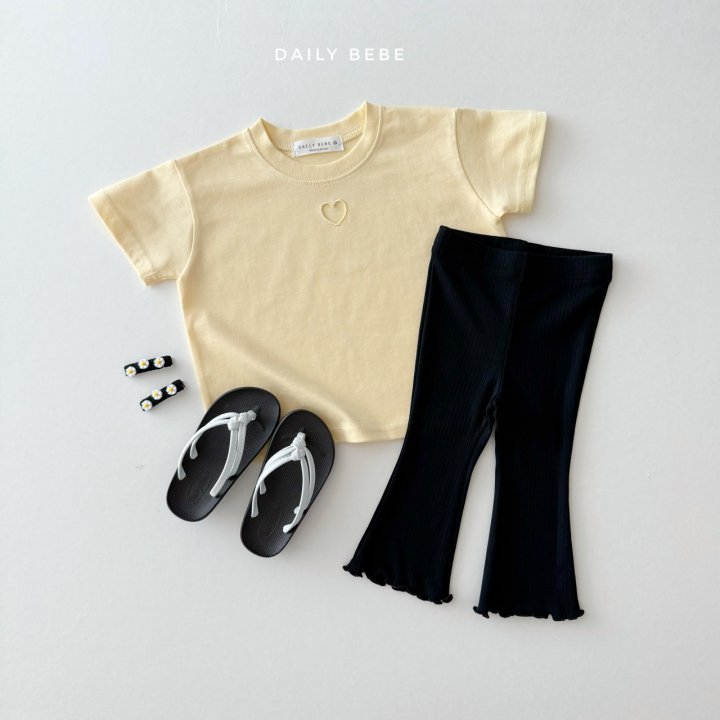 Daily Bebe - Korean Children Fashion - #toddlerclothing - Heart Punching Short Sleeve Tee - 8