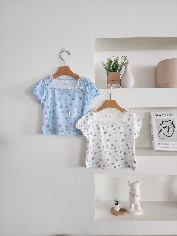 Dalla - Korean Children Fashion - #designkidswear - Eyelet Flower Tee