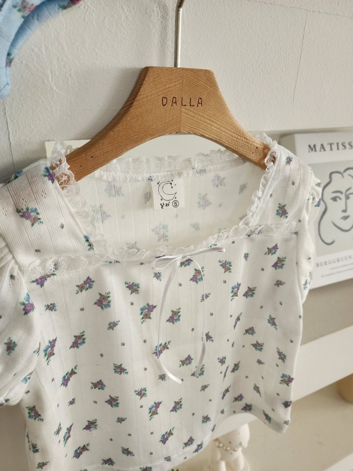 Dalla - Korean Children Fashion - #fashionkids - Eyelet Flower Tee - 4