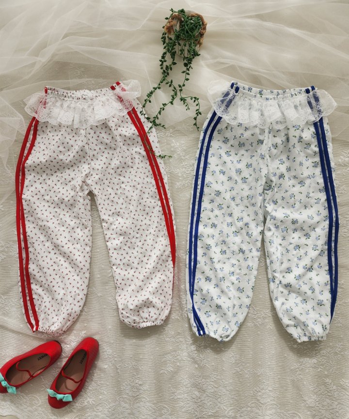 Dalla - Korean Children Fashion - #littlefashionista - Molang Flower Jogger Pants