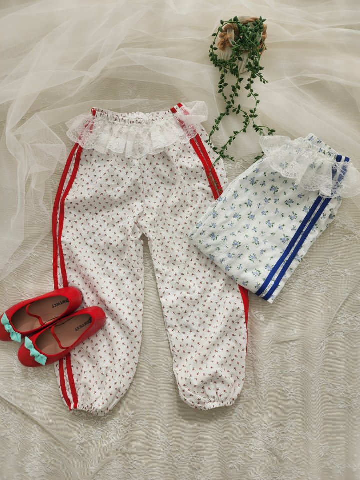 Dalla - Korean Children Fashion - #magicofchildhood - Molang Flower Jogger Pants - 2