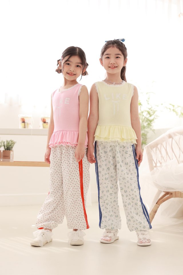 Dalla - Korean Children Fashion - #stylishchildhood - Molang Flower Jogger Pants - 7